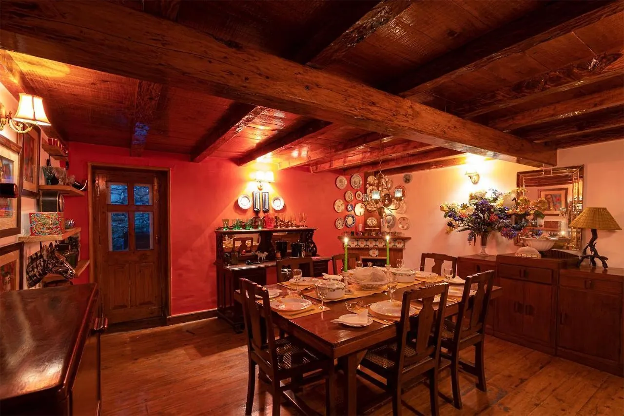 Stayvista At Violet Hill With Bonfire, Gazebo & Hill View Shimla Villa