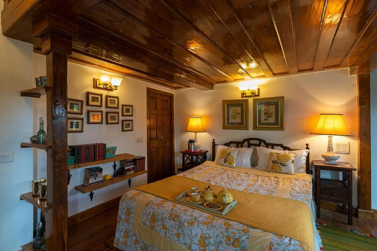 Stayvista At Violet Hill With Bonfire, Gazebo & Hill View Shimla 0*,  India
